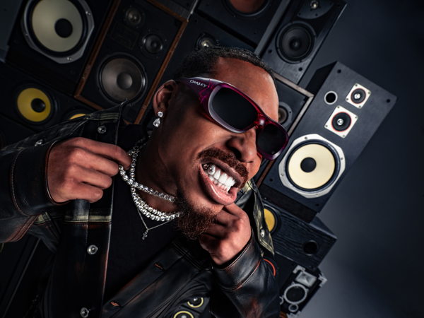 OAKLEY® AND JUSTIN JEFFERSON UNVEIL HIS FIRST SIGNATURE SERIES