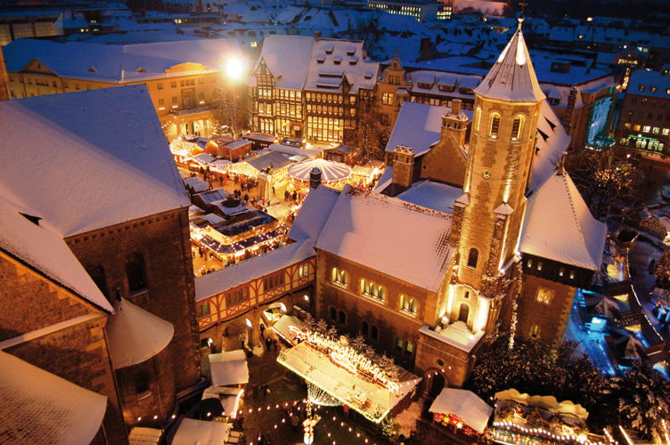 Braunschweig Christmas Market Castle Square © Braunschweig Stadtmarketing