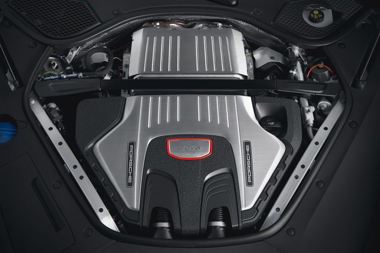 Panamera GTS: motor V8 biturbo de 4.000 c.c.