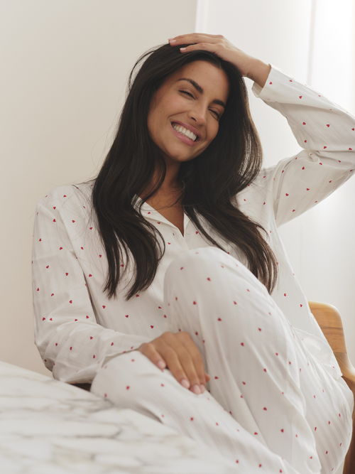 HUNKEMÖLLER_SS25_M25_Q1_FAWIY_STEPHANIE_PJ_WIREFREE_PINK_437