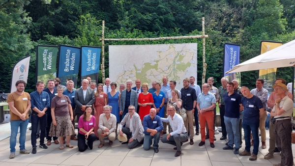 3 Gewesten, 2 provincies en tal van partners werken samen om de natuur in het intergewestelijke gebied van de Brabantse Wouden te versterken.