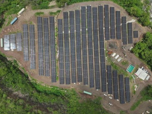 Nouvelle centrale photovoltaïque de Vieux-Habitants : le soleil éclaire les nuits de 2400 Guadeloupéens supplémentaires !