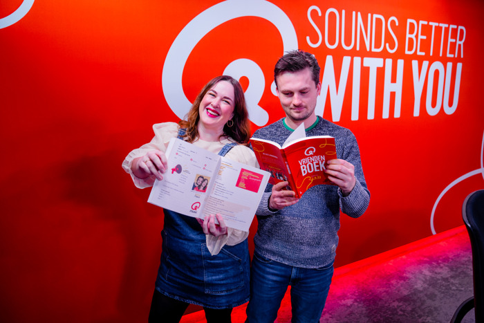 Qmusic lanceert samen met Standaard Boekhandel en Uitgeverij Lannoo het Q-Vriendenboek