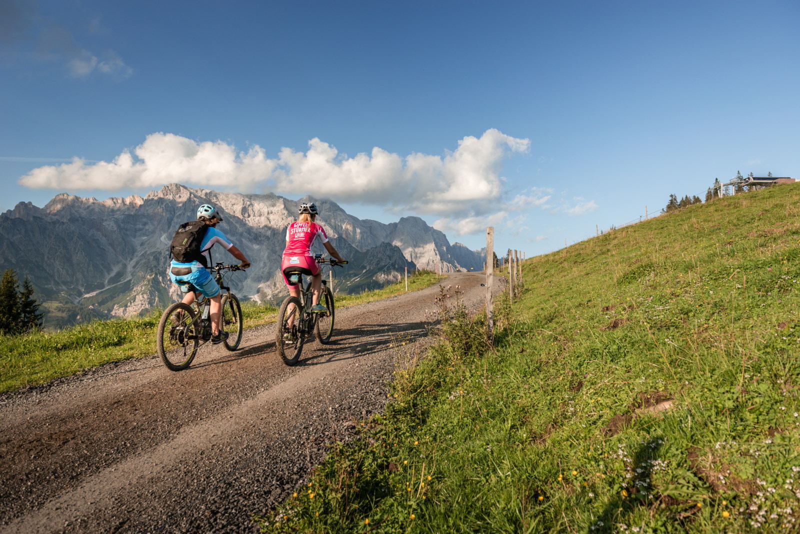Wenn die Berge erwachen: 
Aktiver Alpensommer im Salzburger Land