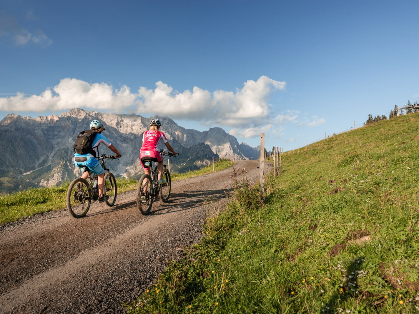 Wenn die Berge erwachen: 
Aktiver Alpensommer im Salzburger Land