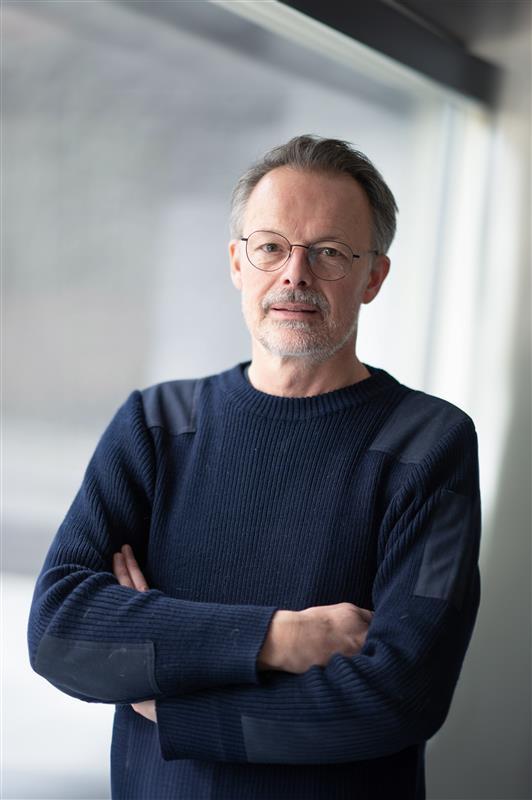 Prof. Bart Lambrecht