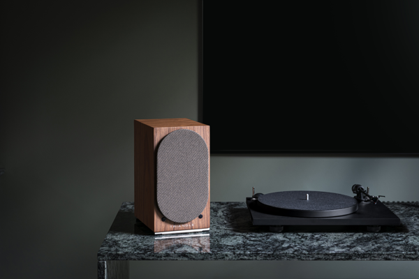 The new AIO TWIN connected speaker