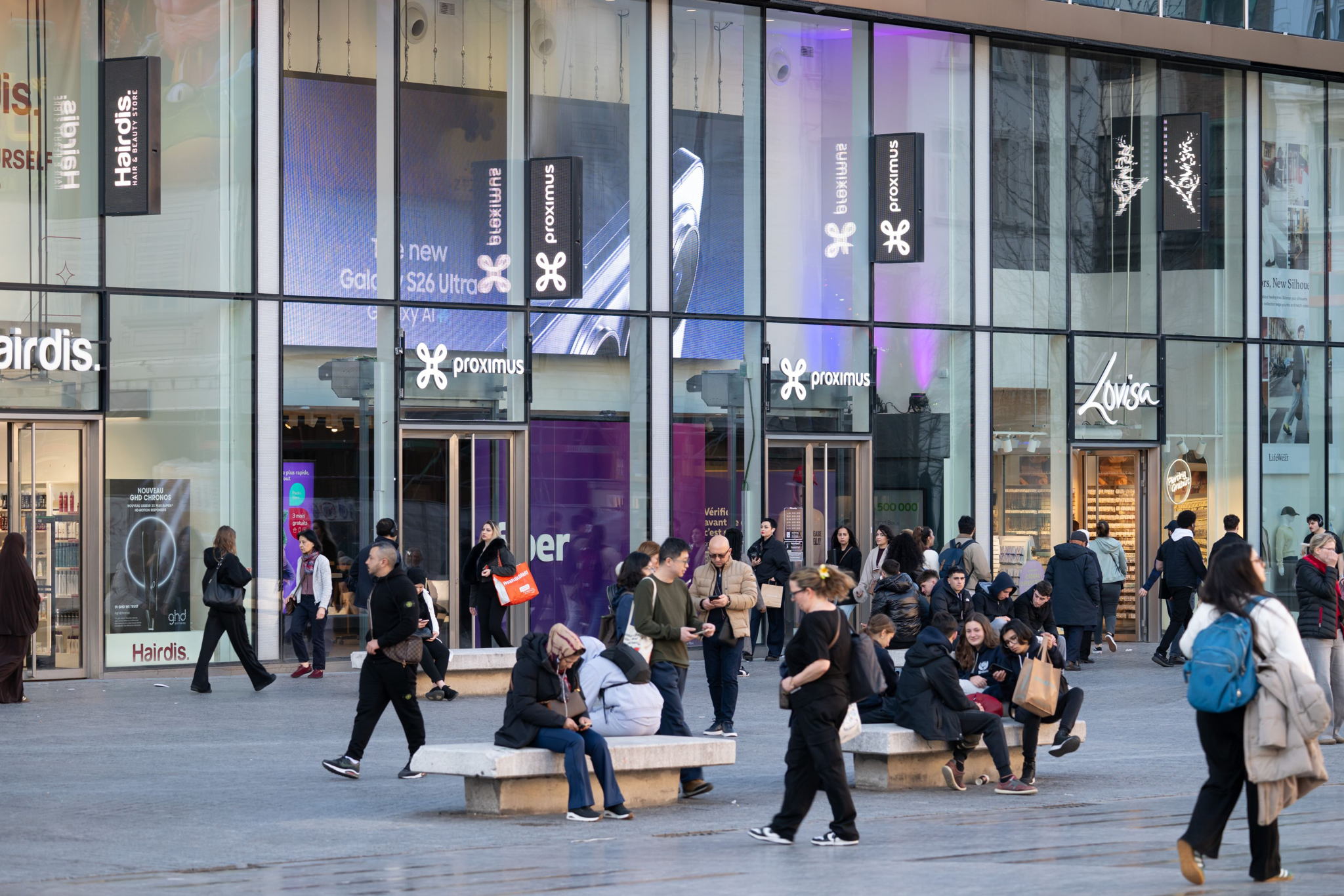 Proximus begins rolling out 5G+ technology