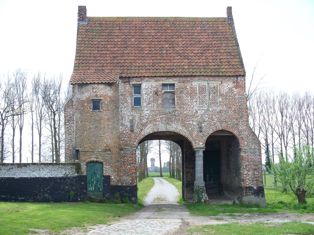 Poortgebouw van de Huysmanhoeve in Eeklo