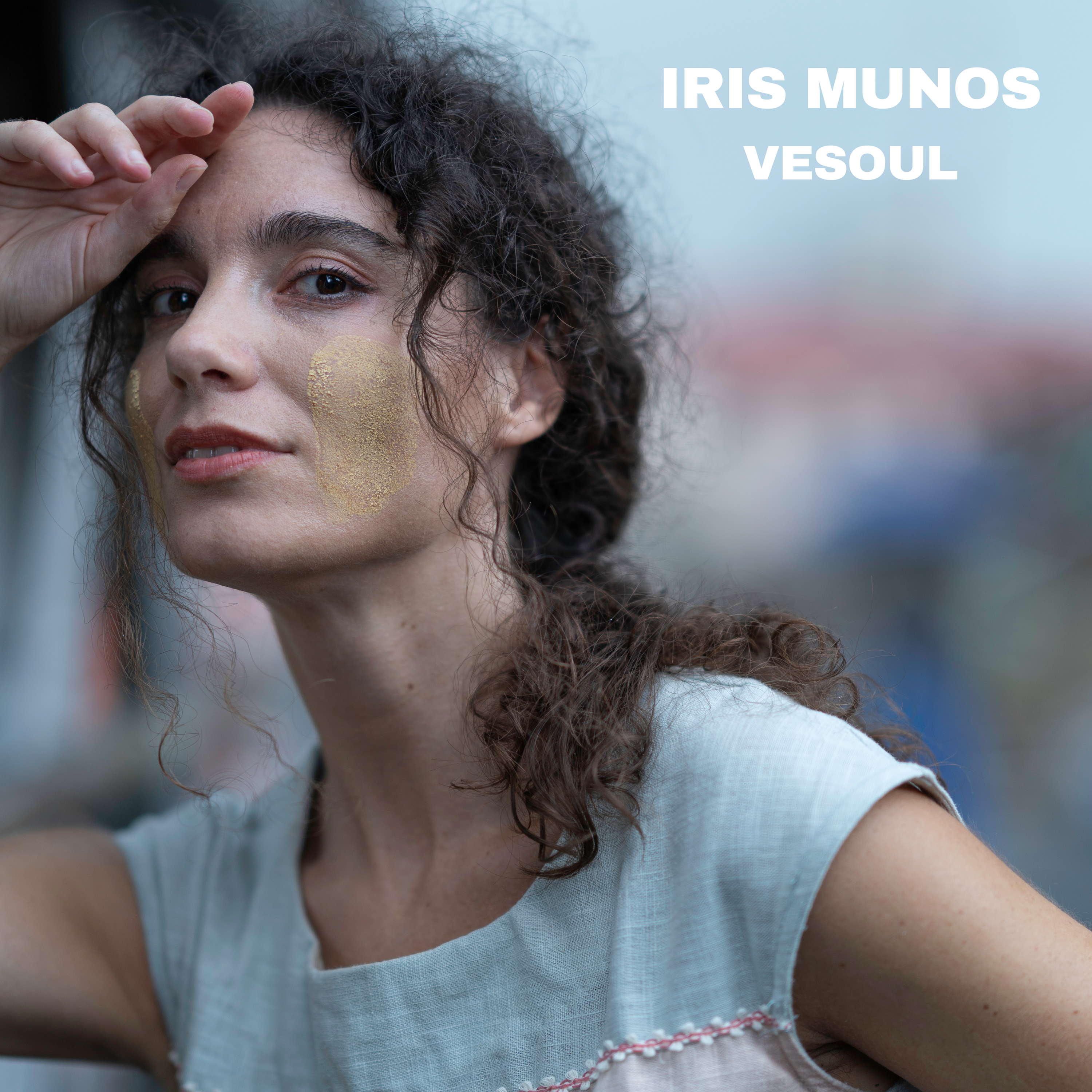 IRIS MUNOS – VESOUL ET JOJO : UNE RELECTURE FÉMININE ET INTERNATIONALE DE JACQUES BREL