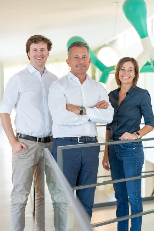 vlnr: Vincent Vanhooymissen, Managing Director & CFO - Roger Anné, Founder & Chairman of the Board - Kristien Schrijvers, Managing Director & COO vlnr: Vincent Vanhooymissen, Managing Director & CFO - Roger Anné, Founder & Chairman of the Board - Kristien Schrijvers, Managing Director & COO
