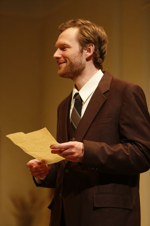 Nathan Howe (Leo) in 4000 Miles (by Amy Herzog) / Photo by Tim Matheson