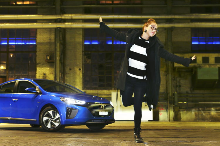 Stefanie Heinzmann / Hyundai IONIQ Hybrid