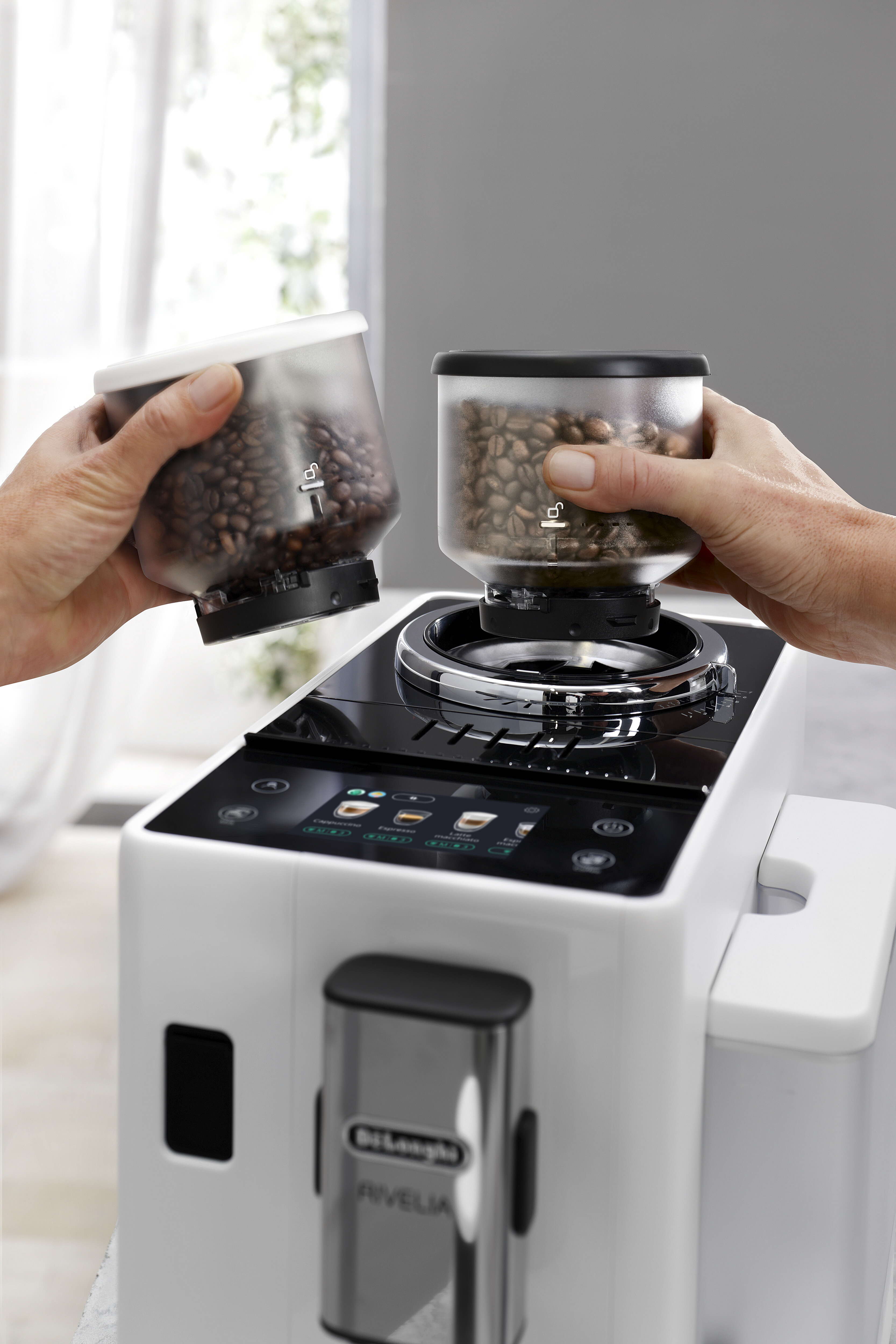 De'Longhi - Rivelia - 699,90€ De'Longhi - Rivelia - 699,90€