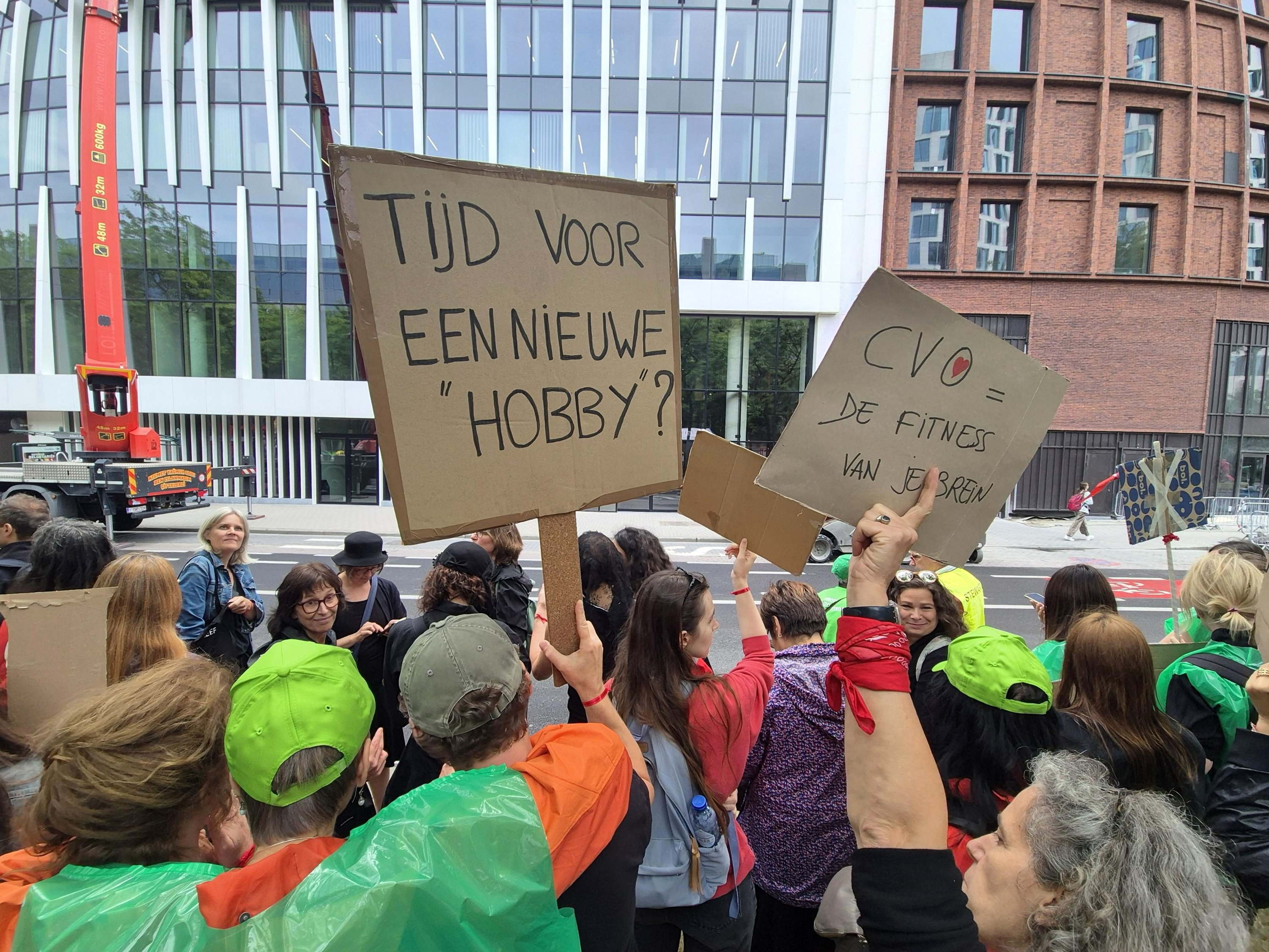 Adult education teachers protest against increase in registration fee