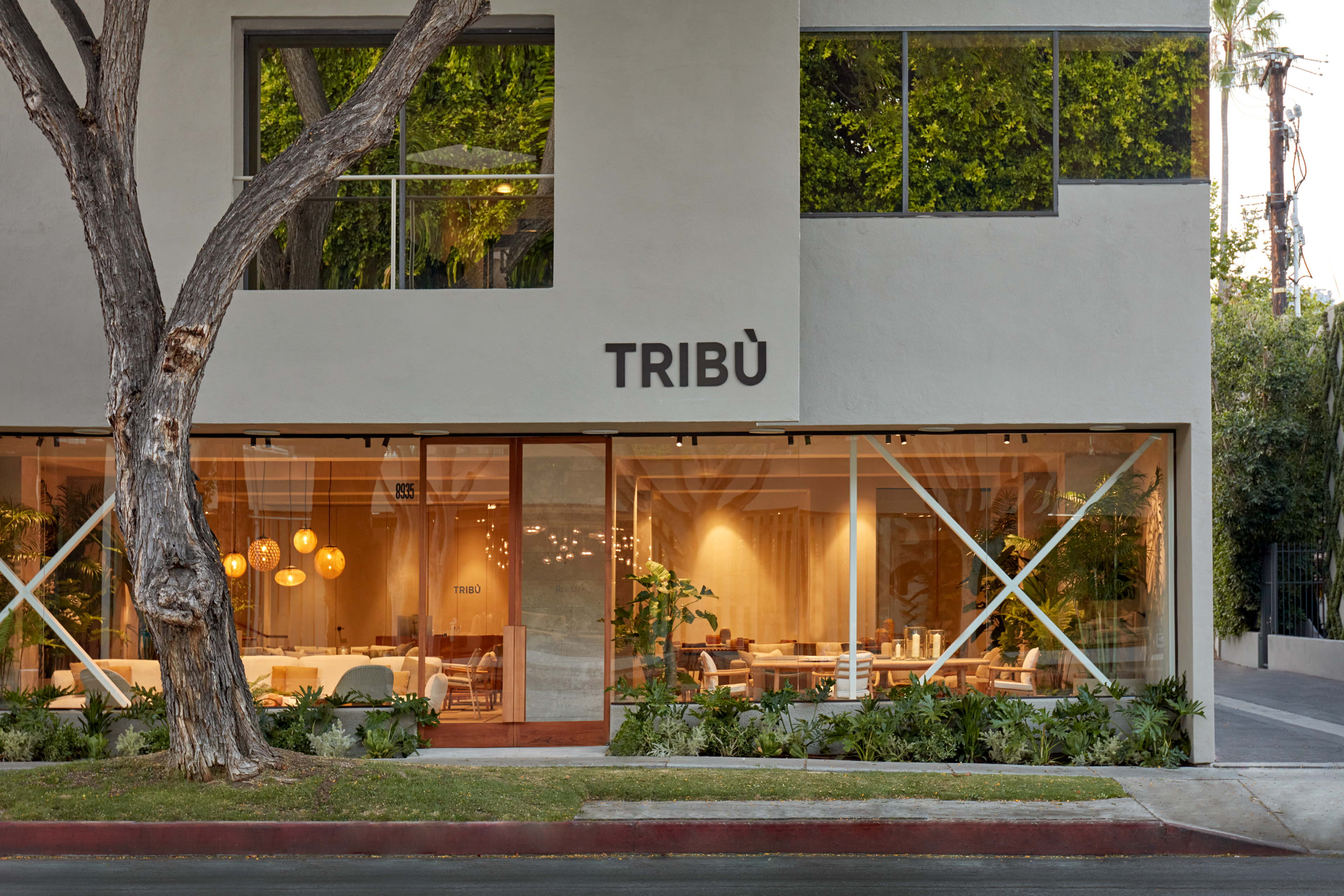 Tribù_L.A. Showroom