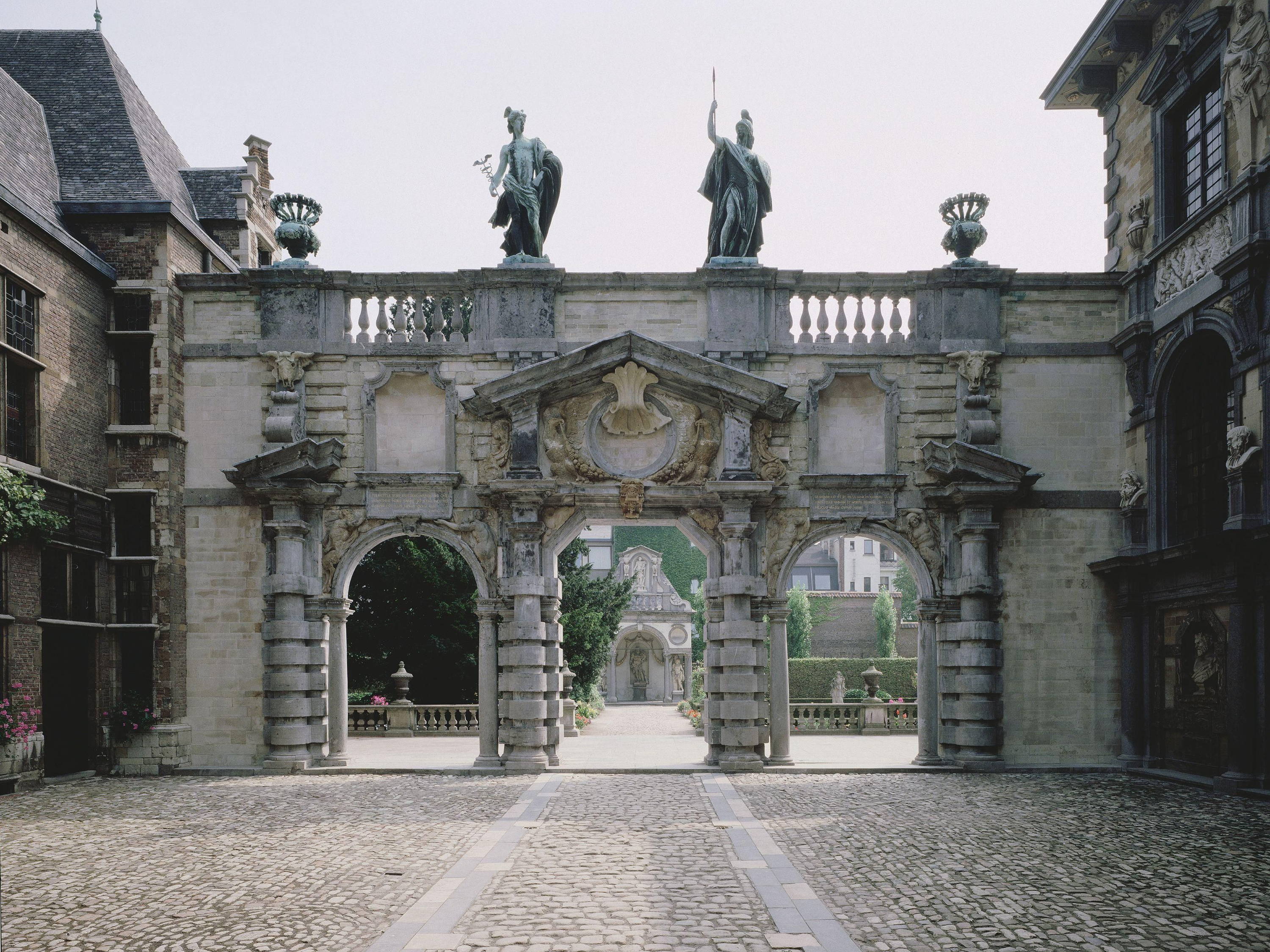 Antwerp’s museums look forward to a festive 2018.
