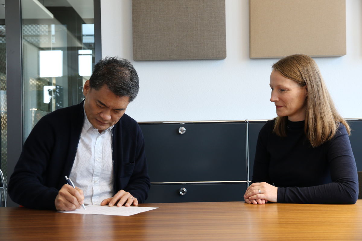 dormakaba CEO Jim-Heng Lee and Mirja Becker, Chief Human Resources Officer at the signing of the UN WEPs