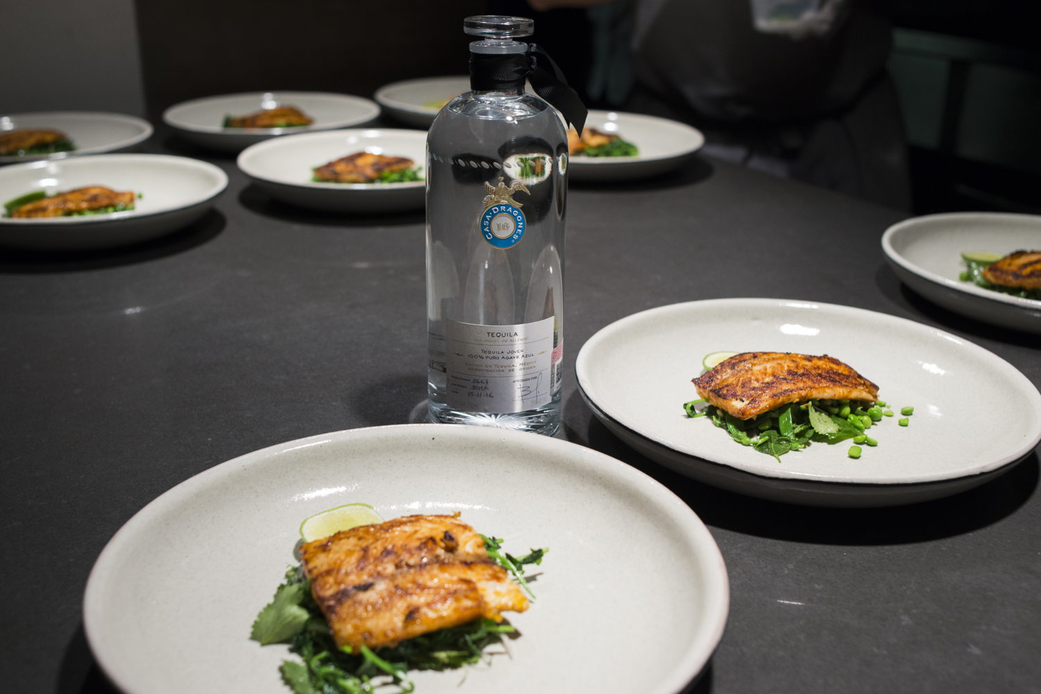 Pescado zarandeado preparado por el Chef Enrique Olvera
