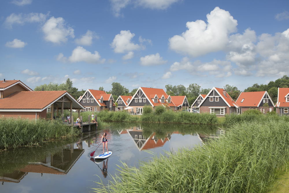 Von Haus zu Haus paddeln in Landal Veluwemeer