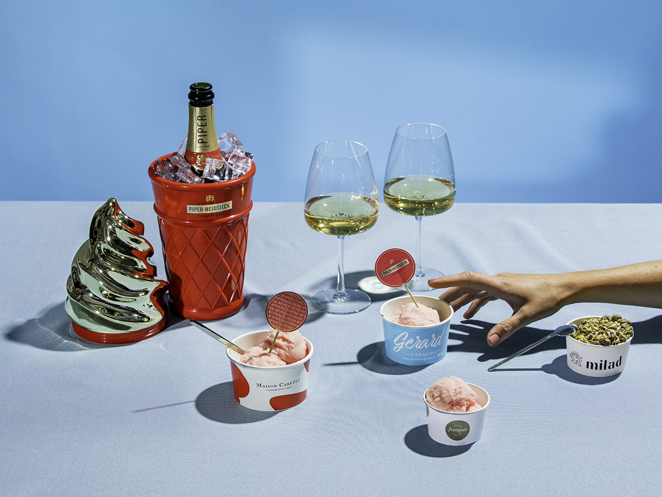 Cet été, succombez aux plaisirs glacés de Piper-Heidsieck!