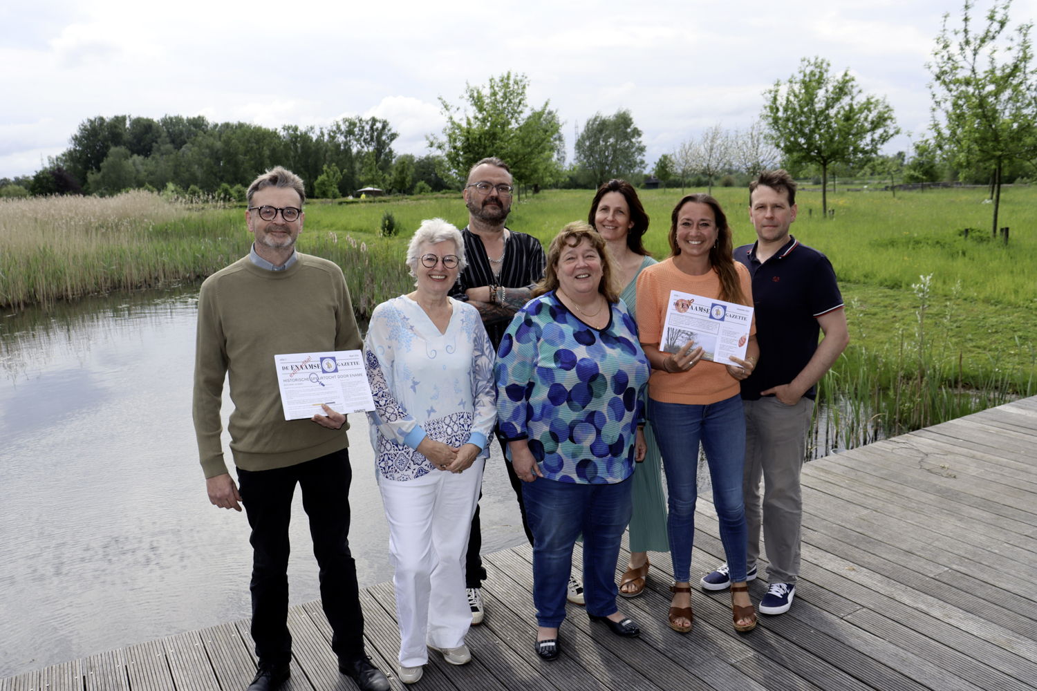 Werkgroep 1050 jaar Ename (van links naar rechts: Bart Carton, Vera Bostijn, Dominique De Vos, Riet Maes, Veerle Cherretté, Elsie Vermeulen, Wouter Vanderstraeten) 
