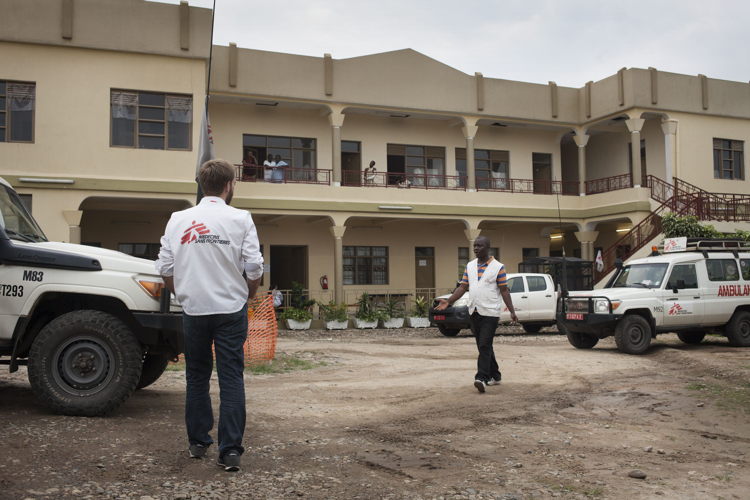 © Albert Masias/MSF