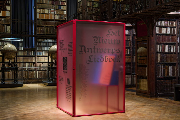 Nieuw Antwerps Liedboek in Nottebohmzaal © Erfgoedbibliotheek Hendrik Conscience, fotograaf Peter Baetes. 
