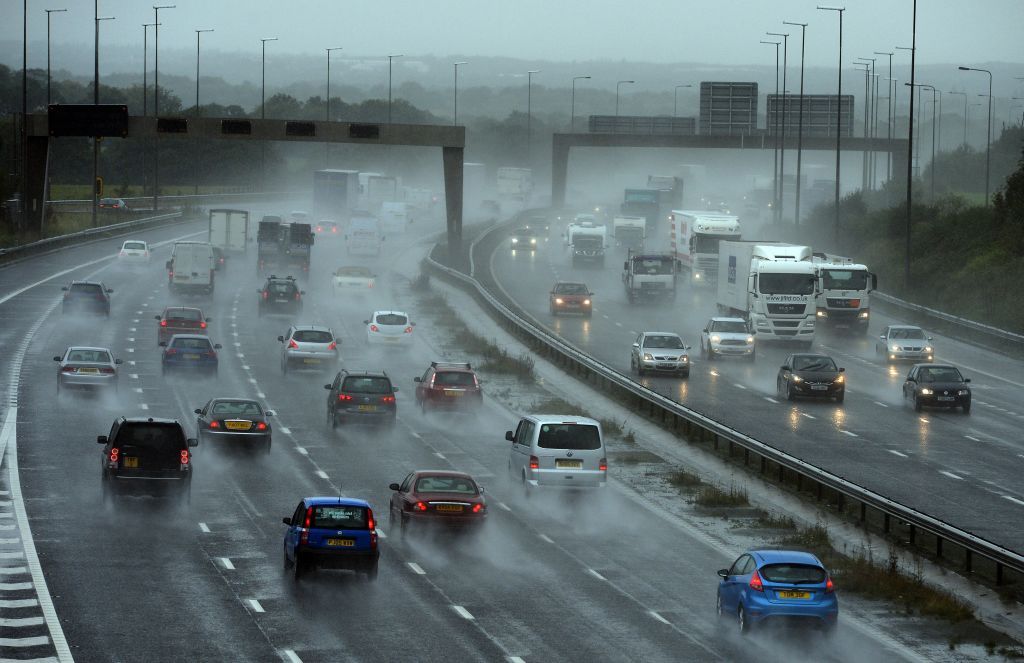 RAC issues warning to drivers ahead of Storm Antoni