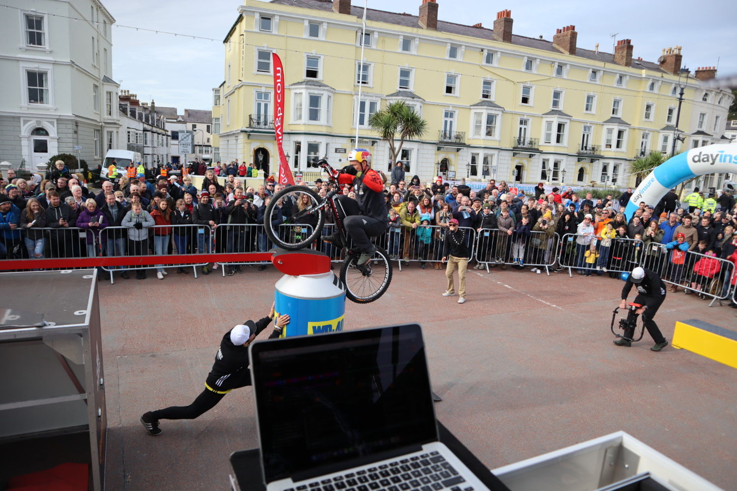 Kenny Belaey, Pedal to the Medal show Wales