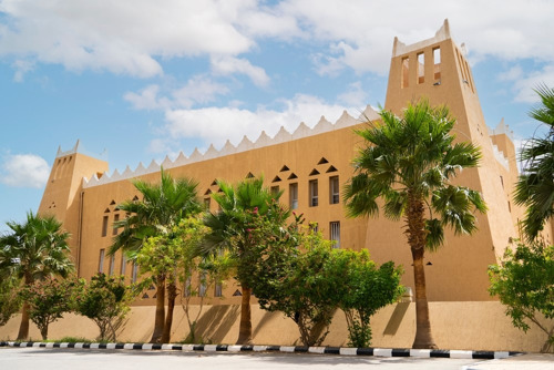 flydubai resumes flights to Gassim in Saudi Arabia