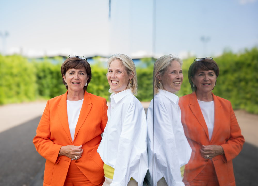 Vlnr: Vlnr: Liesbeth Debruyn en Marijke Wouters