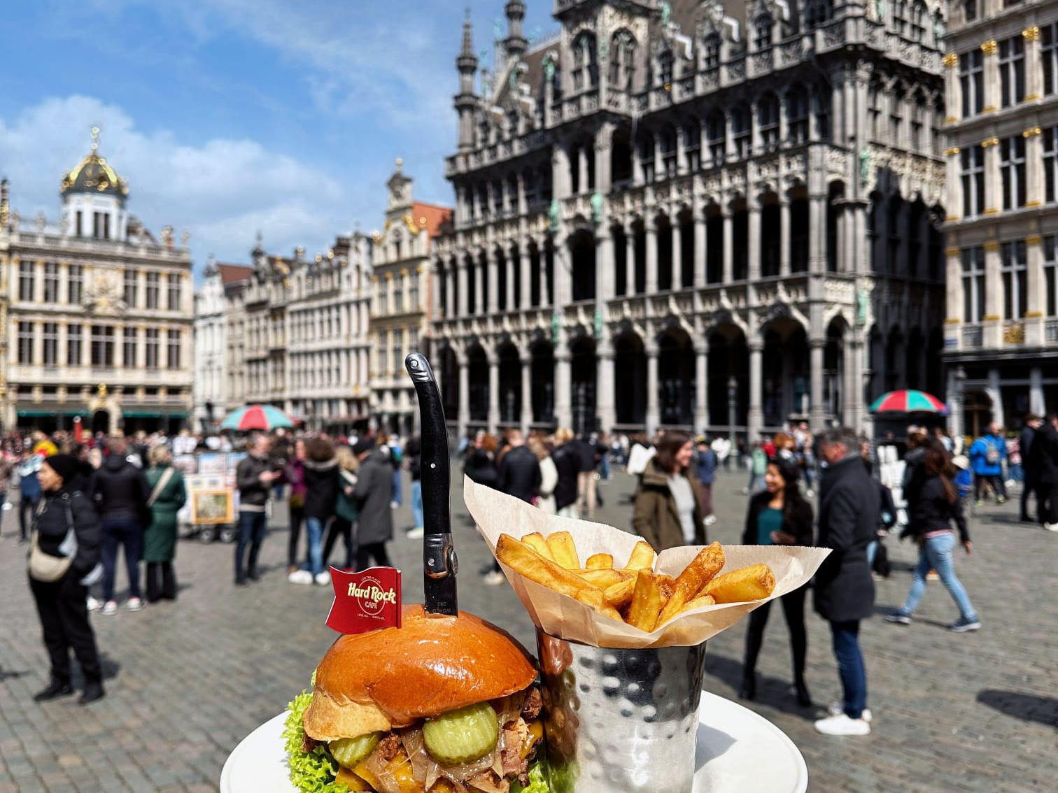 Mettras-tu le ‘The Good Luck Burger’ belge sur la carte mondiale ?