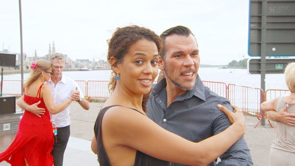 Tatyana Beloy danst in #Thuisblijver de tango