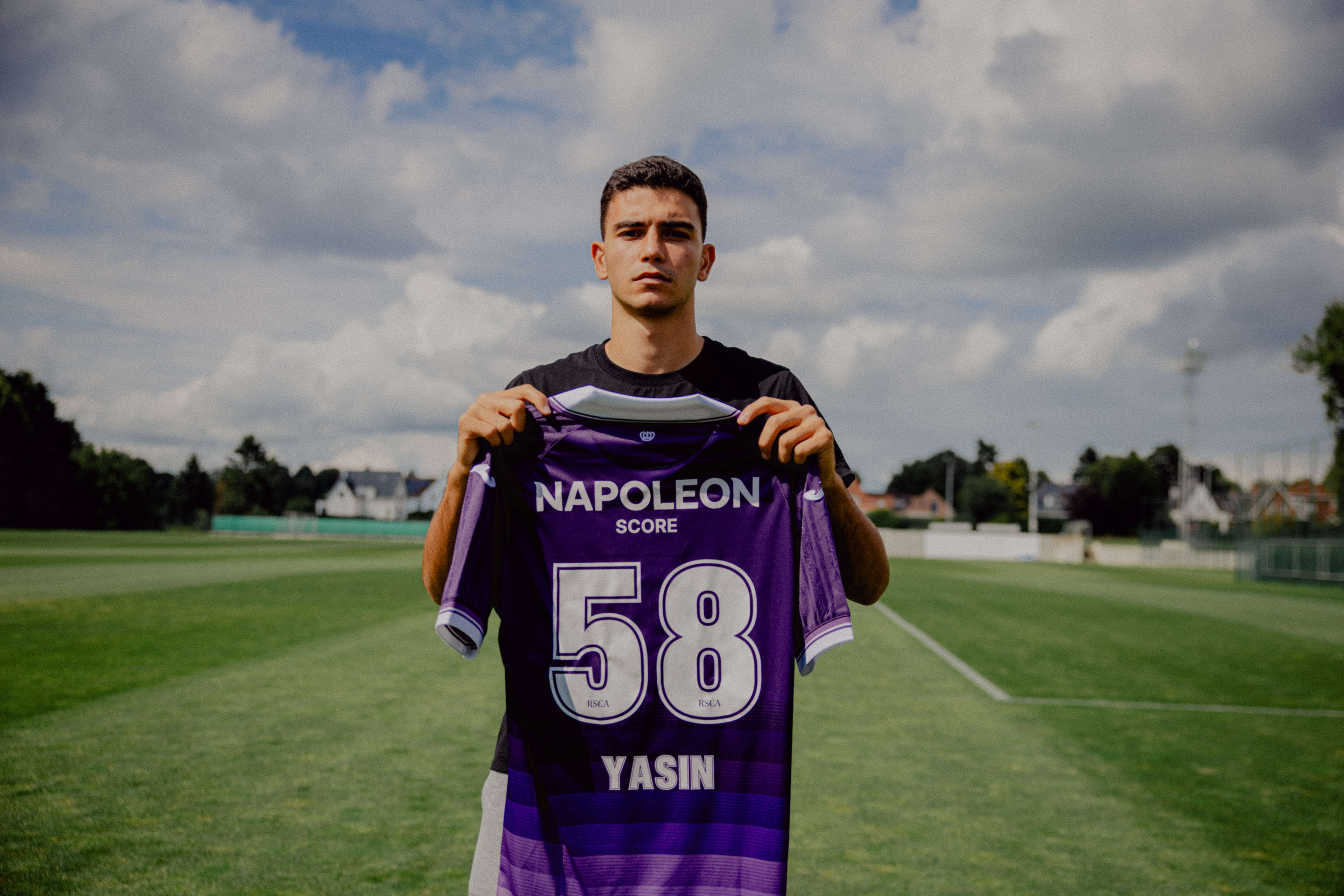 RSCA versterkt zich met Yasin Özcan