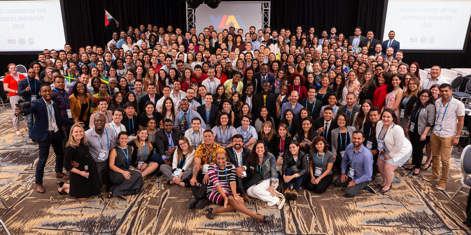 Group photo of the 2018 YLAI cohort.
