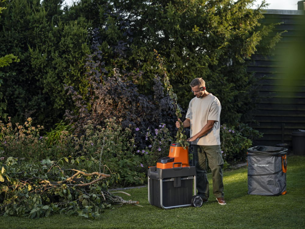 ©Husqvarna  Garden shredder