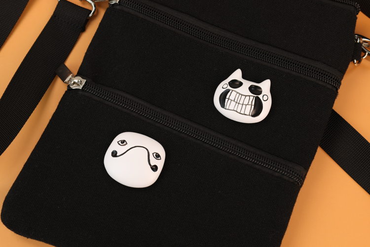 Zacharie Mask Pins