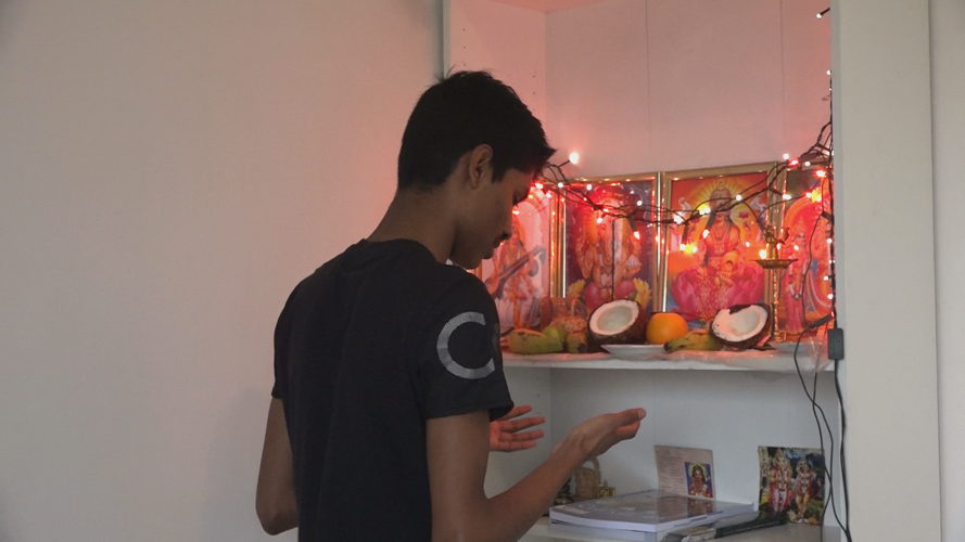 Bhanu- De laatstejaars in Iedereen beroemd