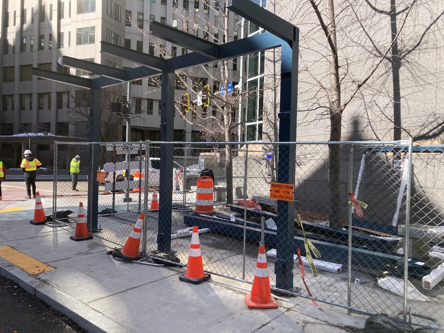 PRTX shelter frame installed at Ross Street Station