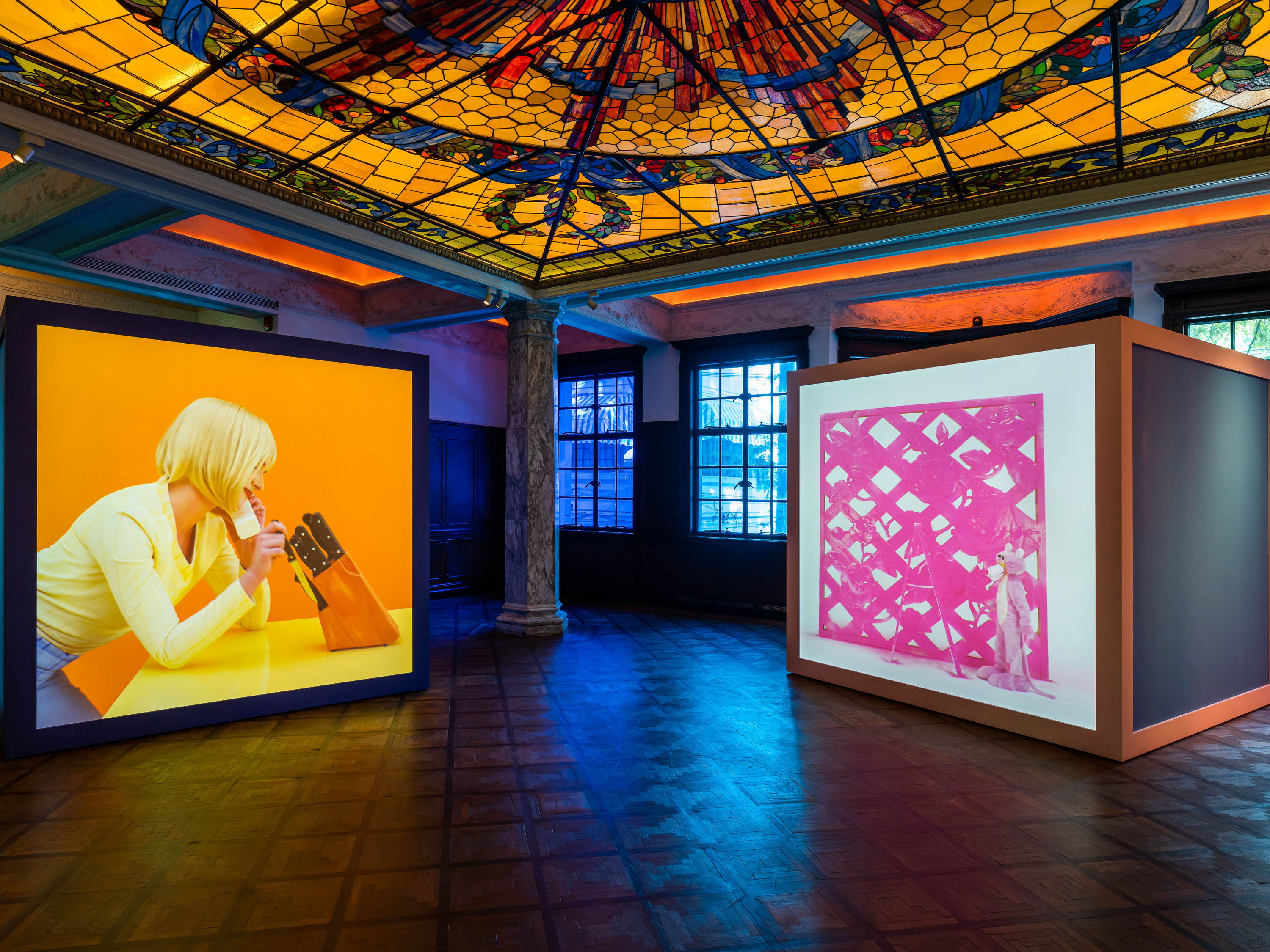 PRADA PRESENTA RUBBER PENCIL DEVIL, UN PROYECTO DE ALEX DA CORTE EN PRADA RONG ZHAI EN SHANGHAI, DEL 13 DE NOVIEMBRE DE 2020 AL 17 DE ENERO DE 2021