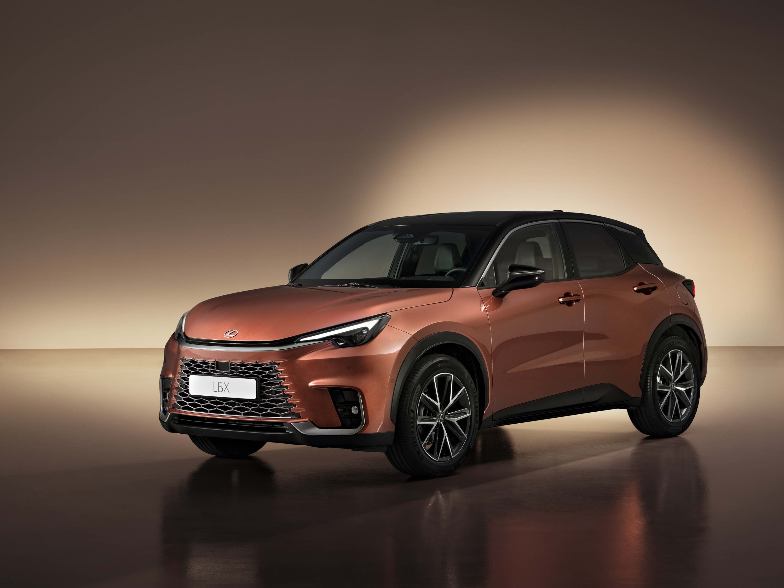 Lexus LBX, de compleet nieuwe, premium compacte SUV voor Europa