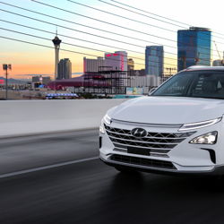 Hyundai fait l'éloge de la nouvelle voiture à hydrogène Nexo Zero Emission comme étant l'offre la plus intéressante sur le marché, y compris les « Mobility Credits »