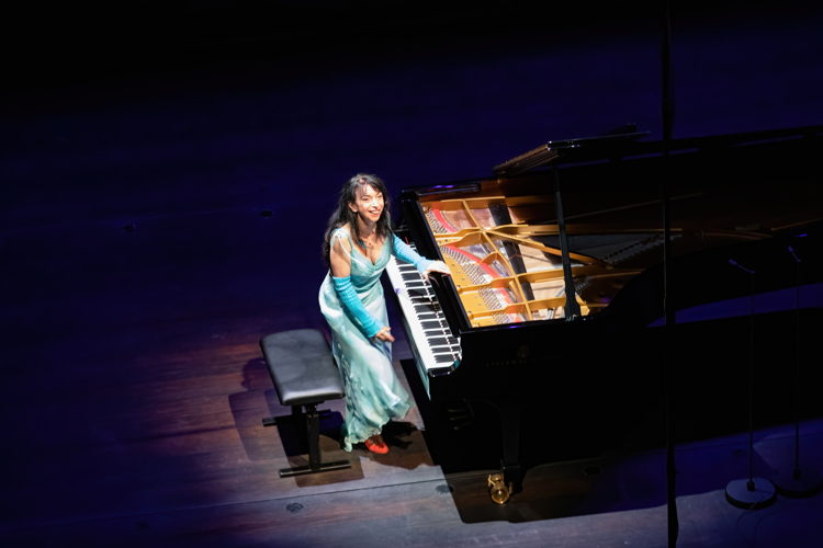 Iedereen klassiek 2023: Eliane Rodrigues in Concertgebouw Brugge – © VRT/Geert Van Hoeymissen