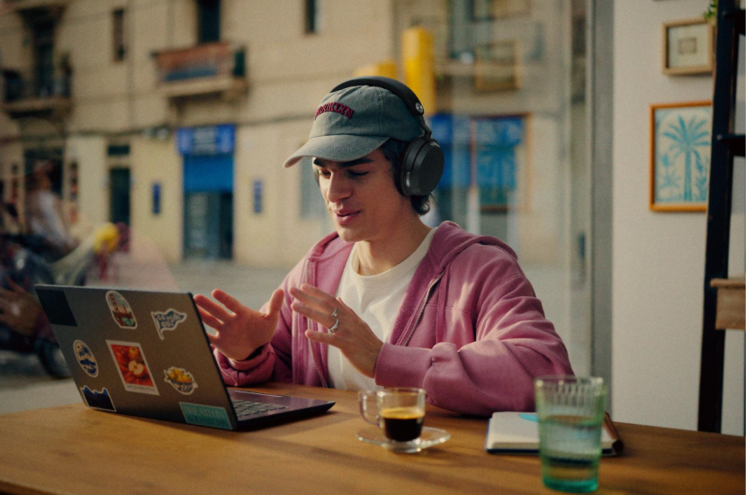 MOMENTUM 5 Wireless boasts up to 3x more effective ANC against ambient voices ​