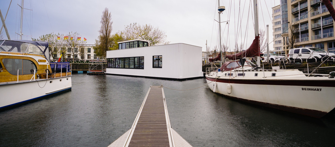 Eerste drijvend restaurant aan de Belgische kust opent de deuren