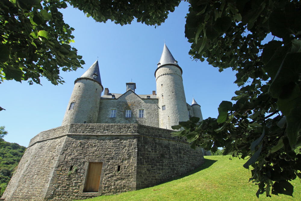 Petit-Castle of Veves