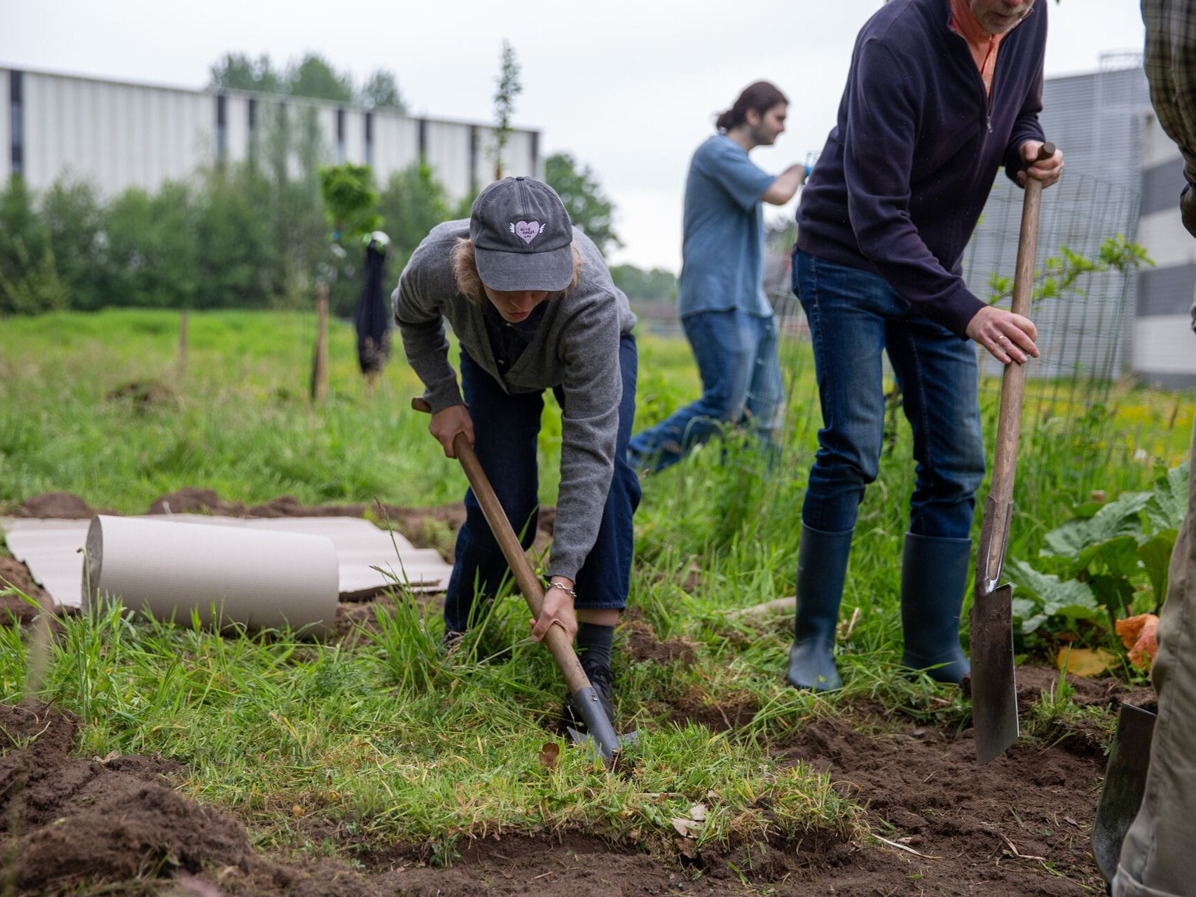 Aanplanting voedselbos op UCLL campus Diepenbeek