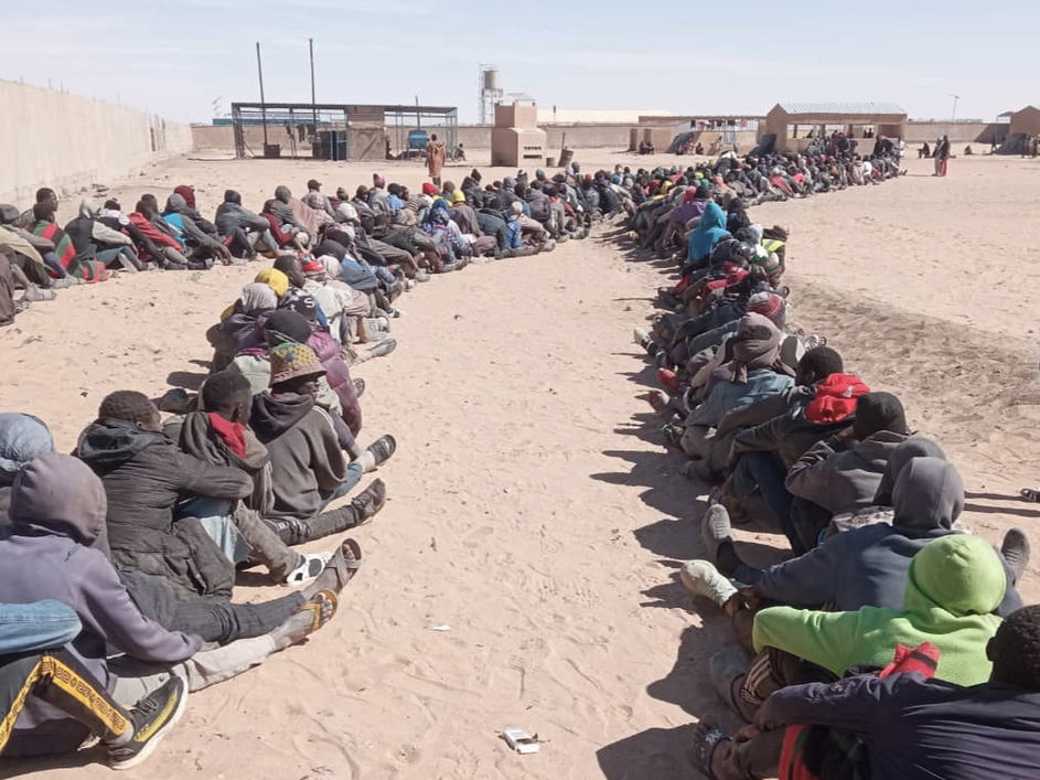 Níger: MSF denuncia el abandono de miles de migrantes en Assamaka