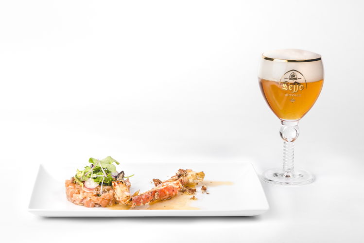 Leffe Royale Cascade IPA &
tartare de saumon au crabe royal et vinaigrette orientale